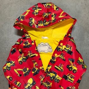 Hatley construction vehicles raincoats | size 4